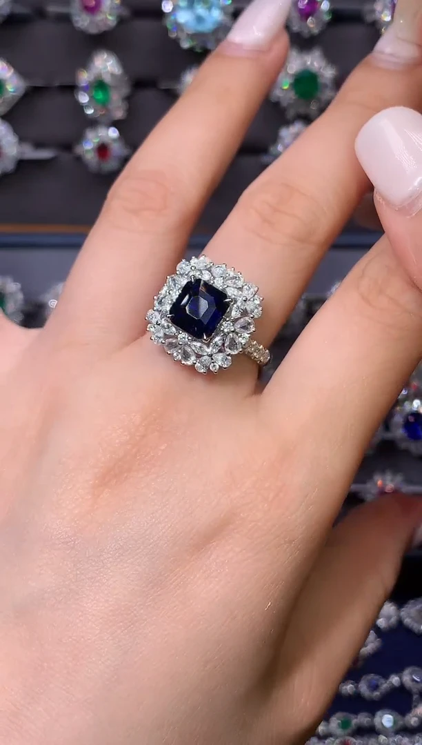 蓝宝石戒指18K金镶嵌3.06ct/AIGS/无烧皇家蓝