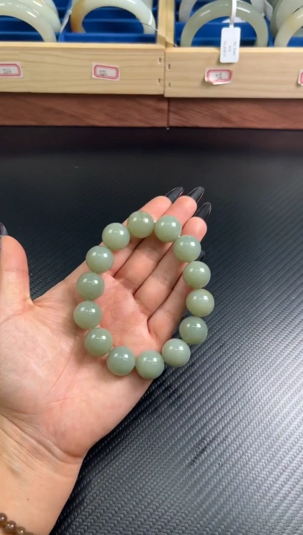 未镶嵌手串和田玉且末蓝微色差卡16M