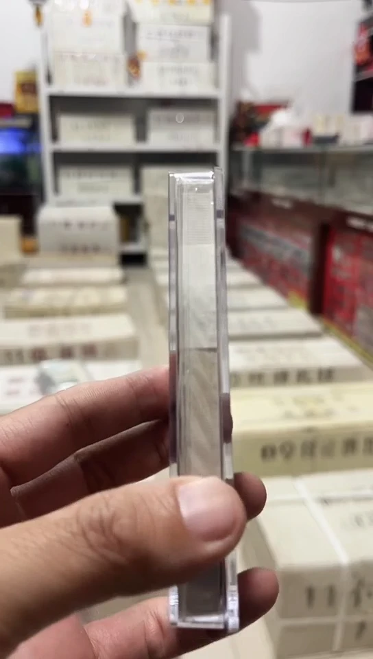 【闪购商品】100张全新的连号点1的带盒子