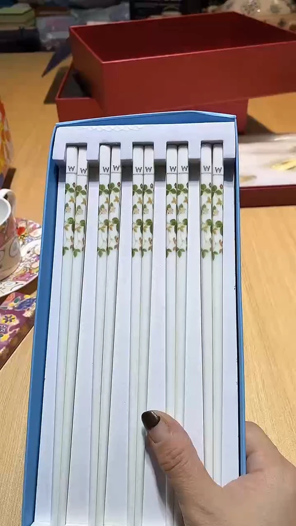 【闪购商品】瓷片锅碗瓢盆一件不剩
