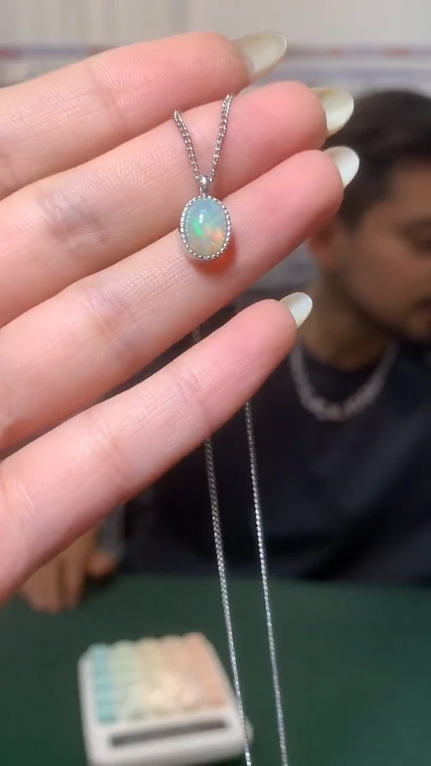 未镶嵌欧泊颈饰【宝石世家严选】