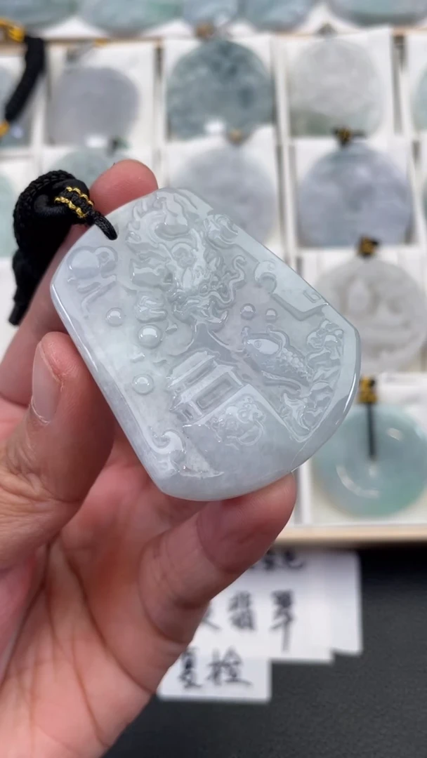 颈饰未镶嵌翡翠天然缅甸翡翠A货270