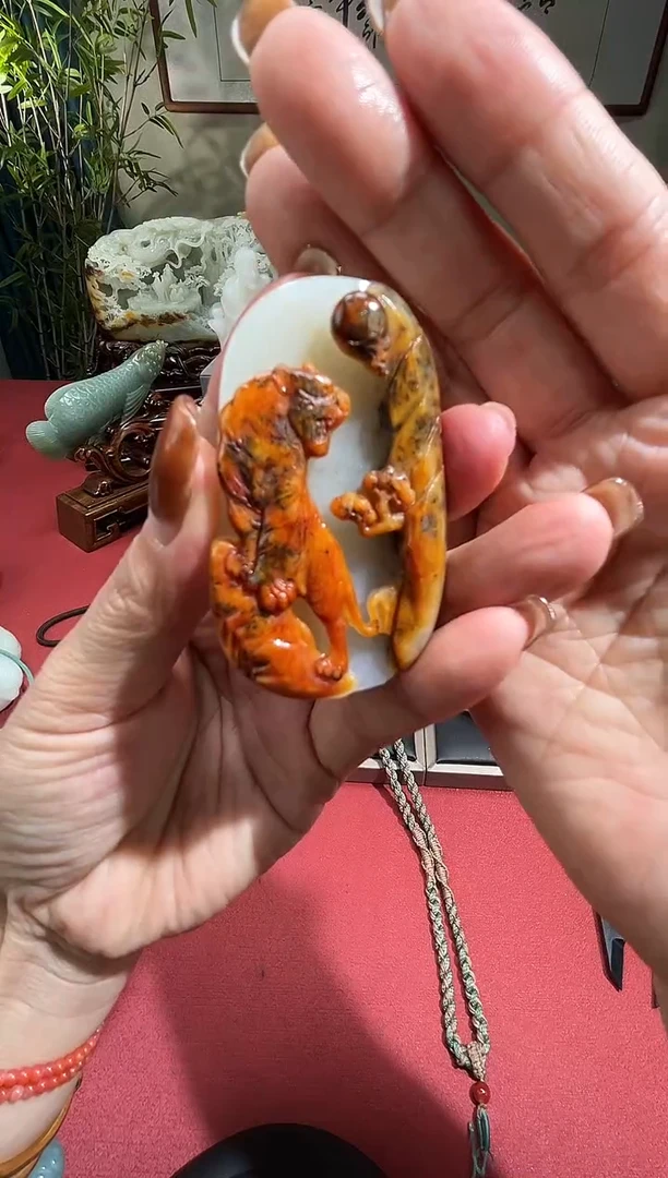 未镶嵌和田玉挂件和田玉上山虎挂件32