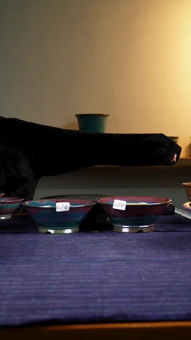 了**676+229窑变斗笠花盆