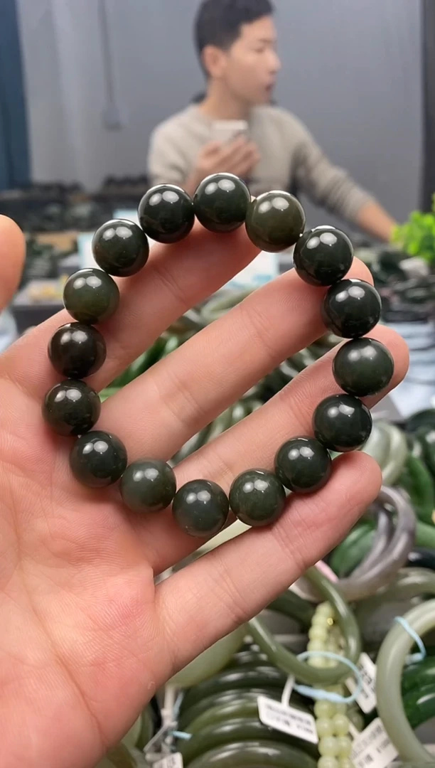 未镶嵌手镯和田玉12mm