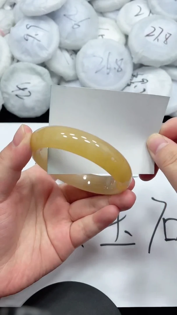 石英质玉手镯未镶嵌20