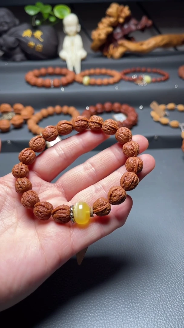 【闪购商品】文玩核桃吊坠核桃手串