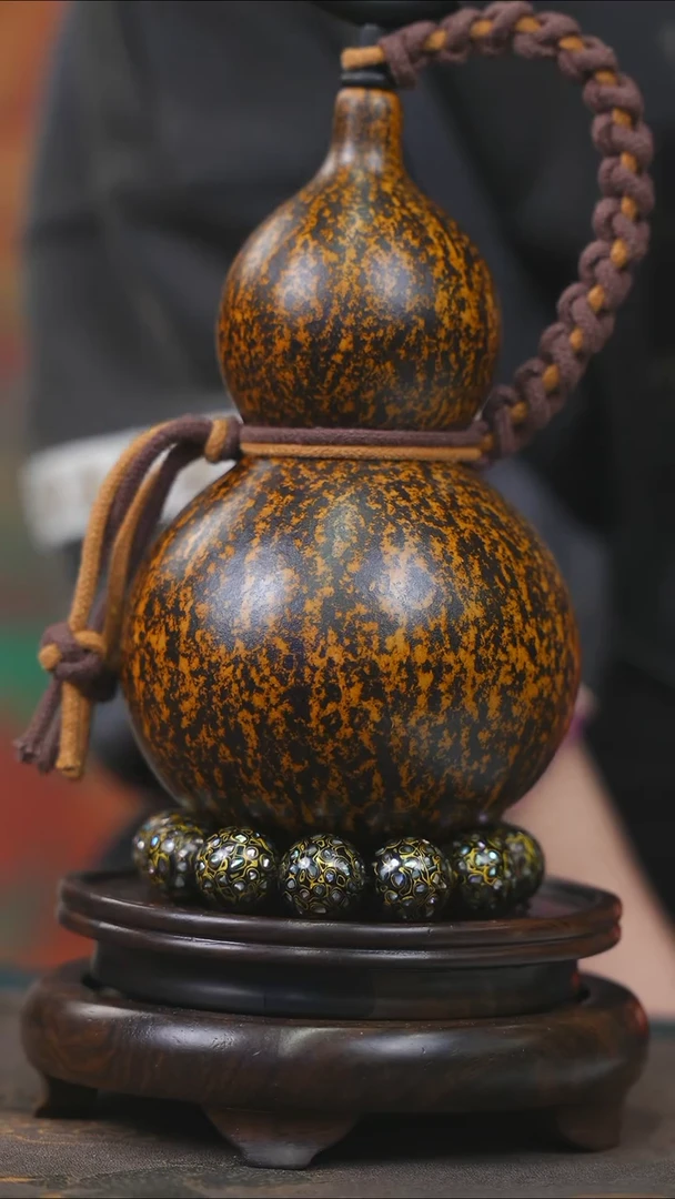 【闪购商品】YB162大漆酒葫芦不包手串及旋转底座