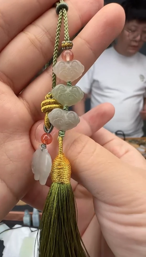 颈饰未镶嵌和田玉和田玉