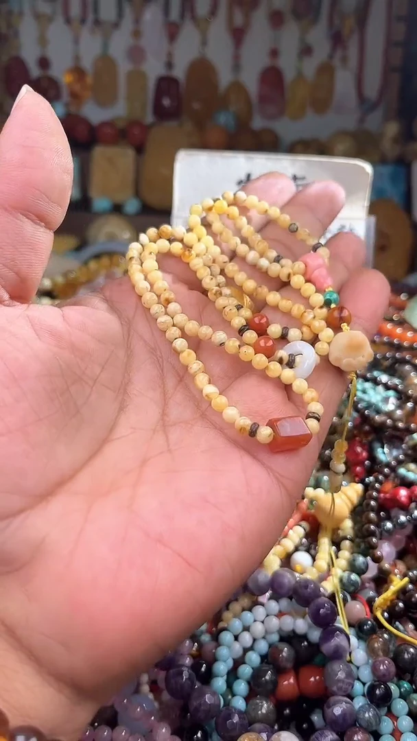 裸石琥珀未镶嵌东***。一物一拍 004406