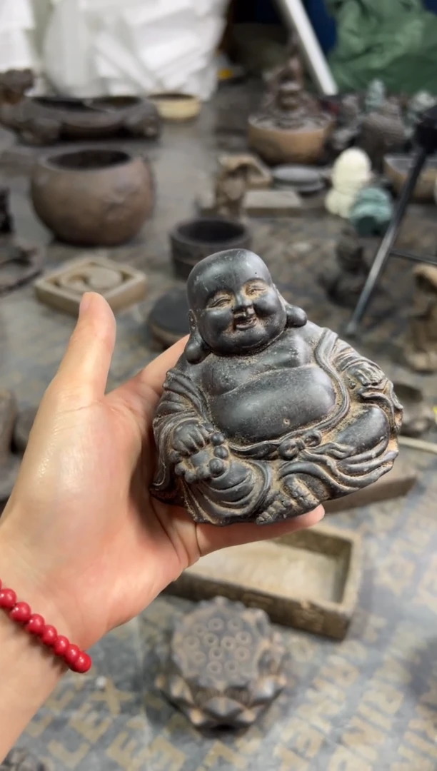 陶土【火山泥】未来佛