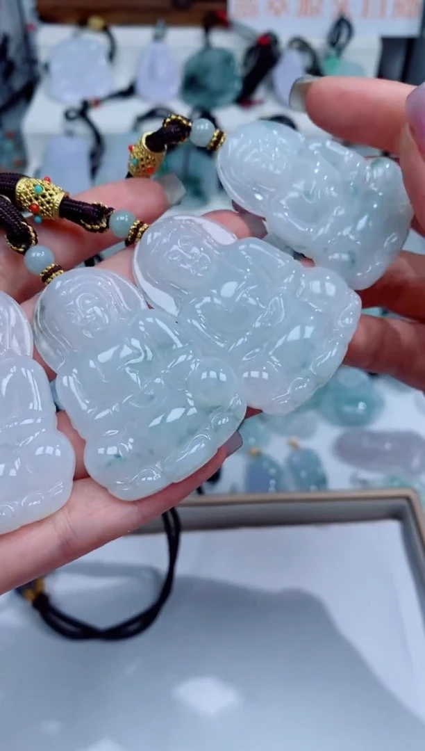 翡翠未镶嵌颈饰吊坠团购多样性发一件