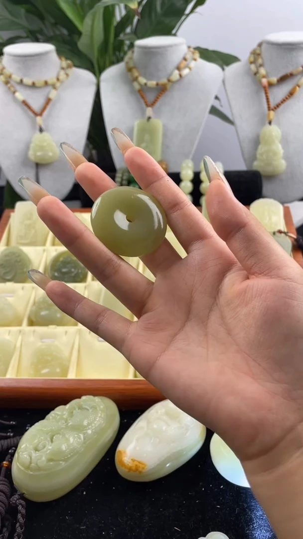 玉平安扣配绳配礼盒