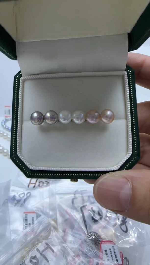 18K金镶嵌海水珍珠HG耳钉F012