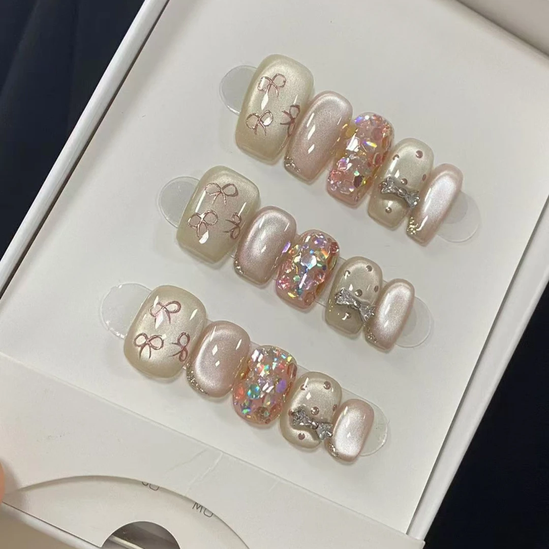 【玫瑰金蝴蝶结】爆闪高级纯欲夏天显手白猫眼手工穿戴甲