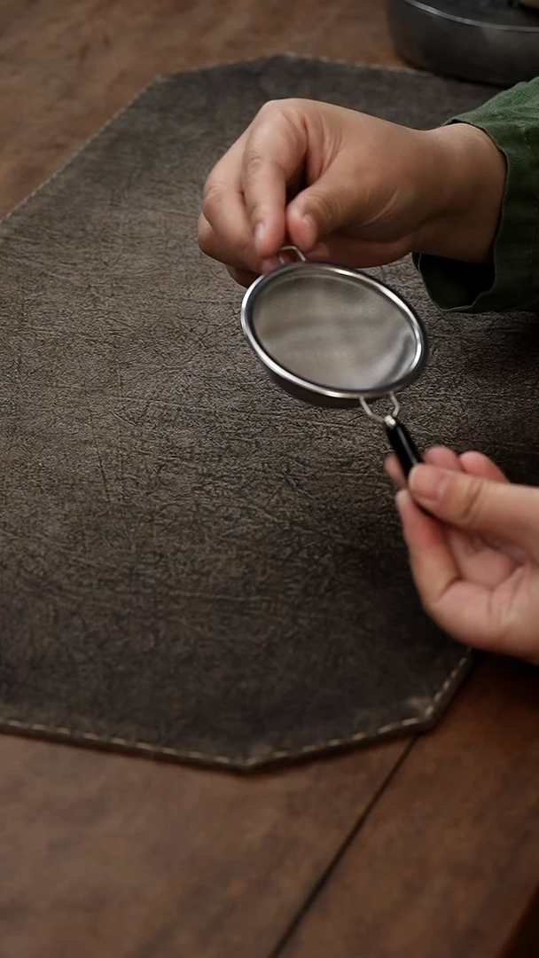 紫砂茶宠茶漏摆件