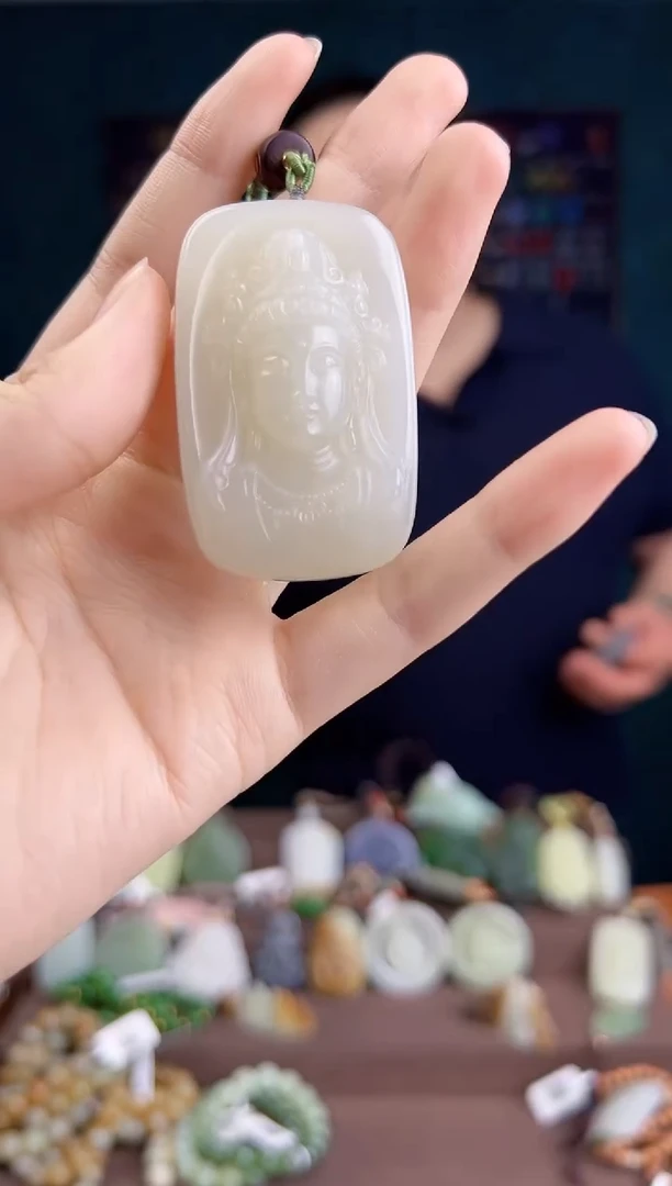 和田玉未镶嵌颈饰多样性发货