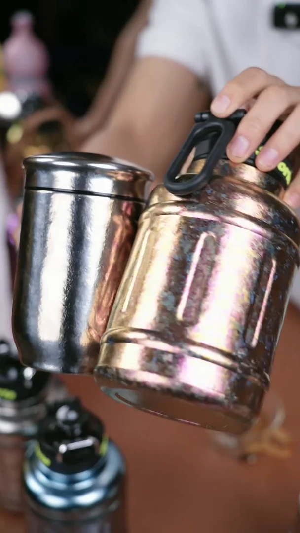 钛辉常配 吨吨壶冷泡冷萃专用1350毫升 老板杯颜色随机 粉