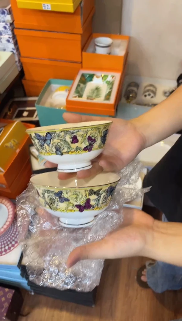 杯鸿辉家品牌瓷器，京东包邮！