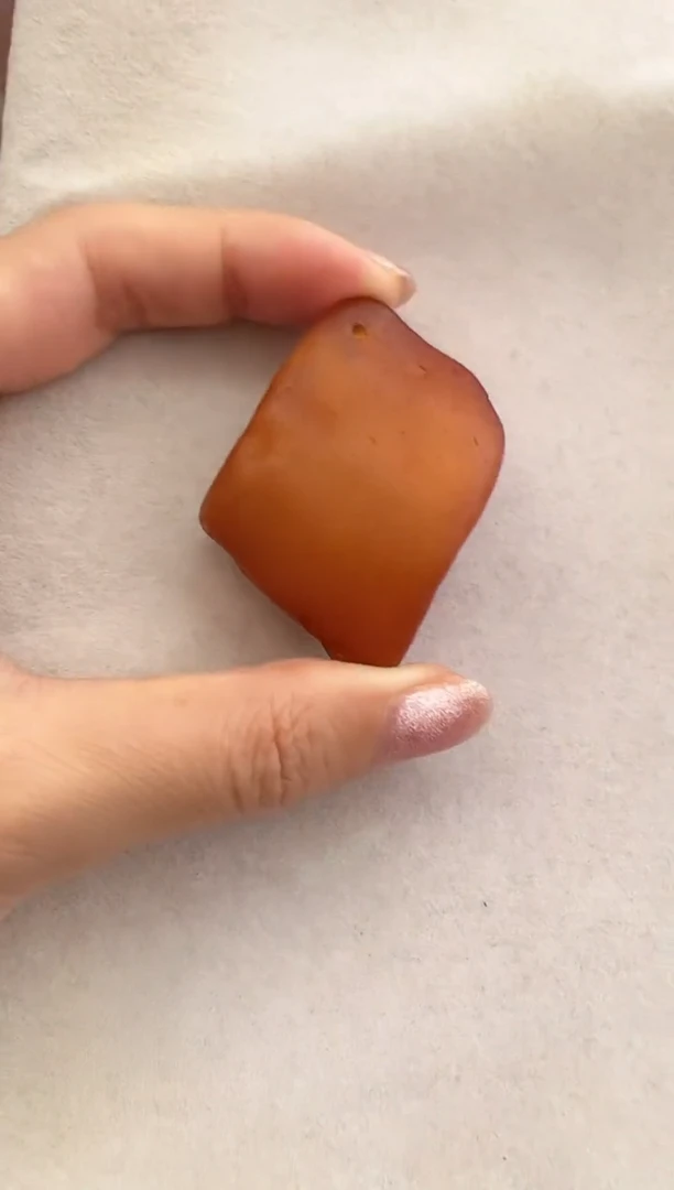 【闪购商品】琥珀裸石未镶嵌10121113-吊坠