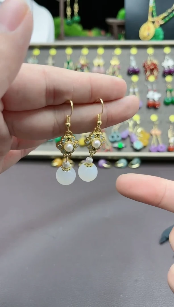 【闪购商品】玛瑙/玉髓耳钉银S925镶嵌325000