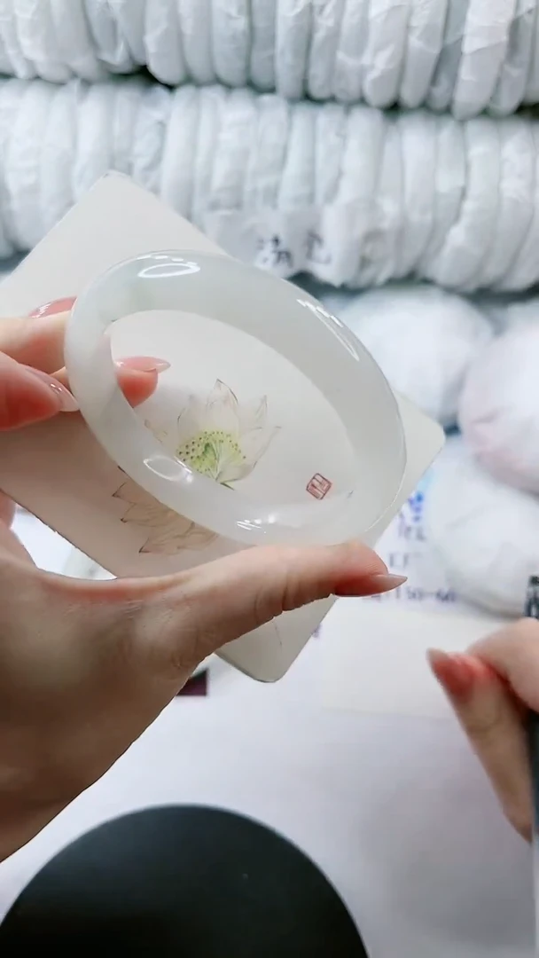 【闪购商品】石英质玉手镯未镶嵌多样性发货L2