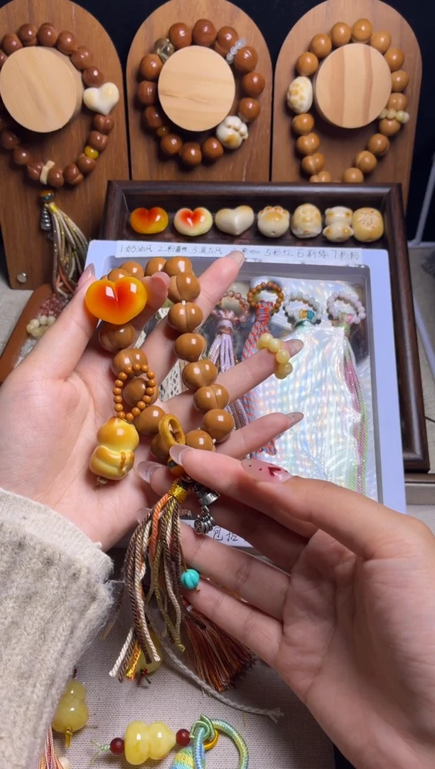 手串猴头核桃ᴴ****！配饰差价