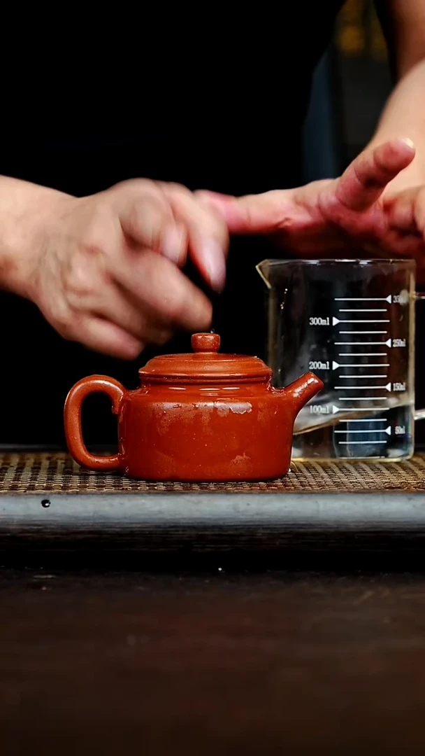 茶壶紫砂宜兴紫砂壶             2（绝红降坡）