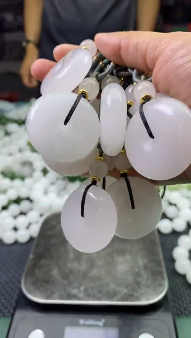 天然玉石未镶嵌颈饰