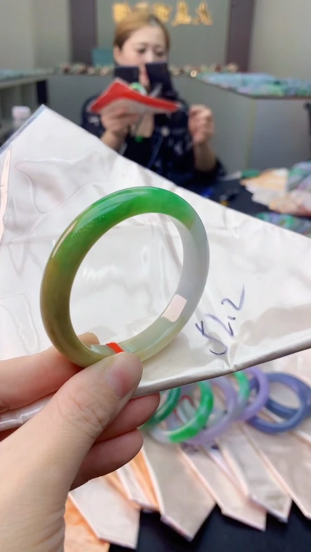 未镶嵌手镯翡翠0282212964