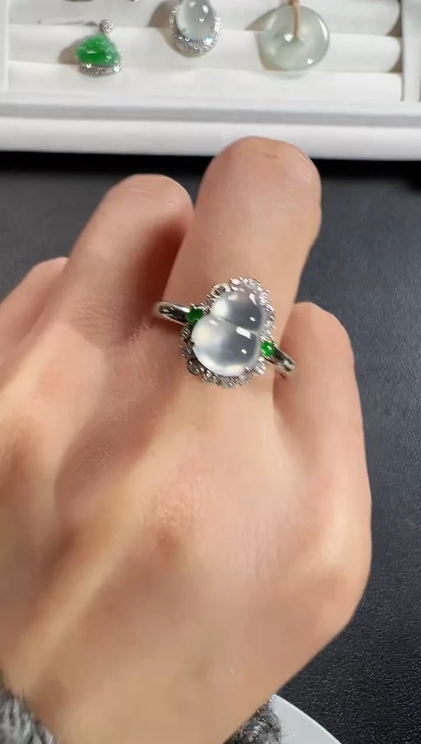 18K金镶嵌戒指翡翠KZG1228-032