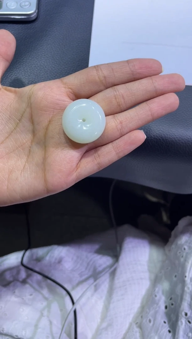 吊坠(赠链)未镶嵌和田玉天泰白玉平安扣（产地直发）