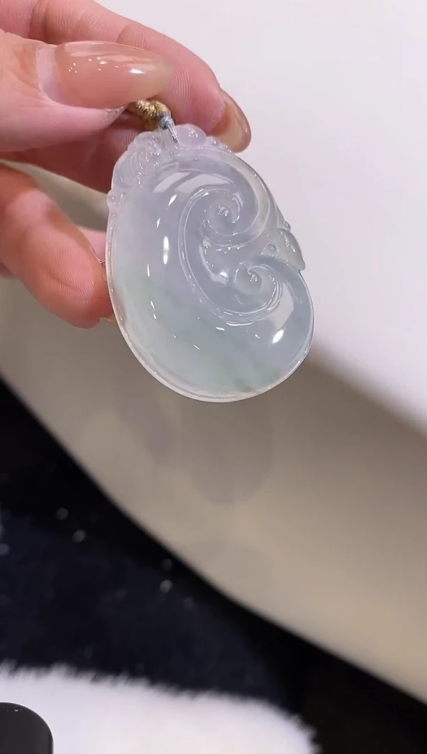 吊坠(不含链)未镶嵌翡翠如意