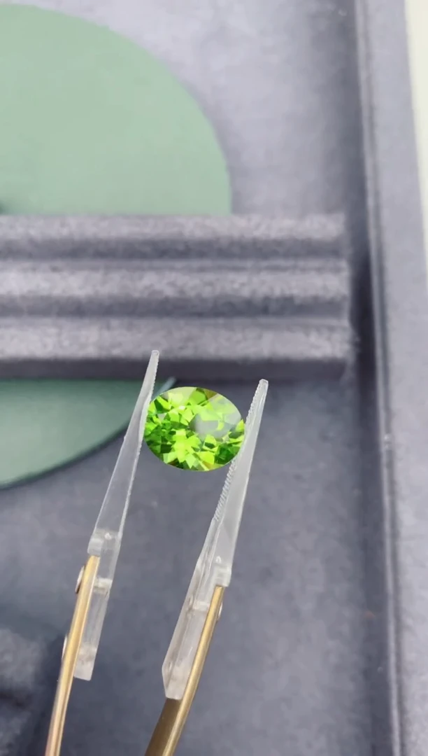 未镶嵌裸石橄榄石5ct 橄榄石