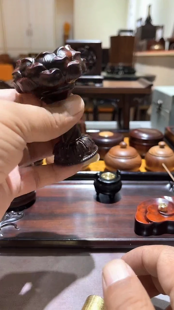 木精品木雕精工细作