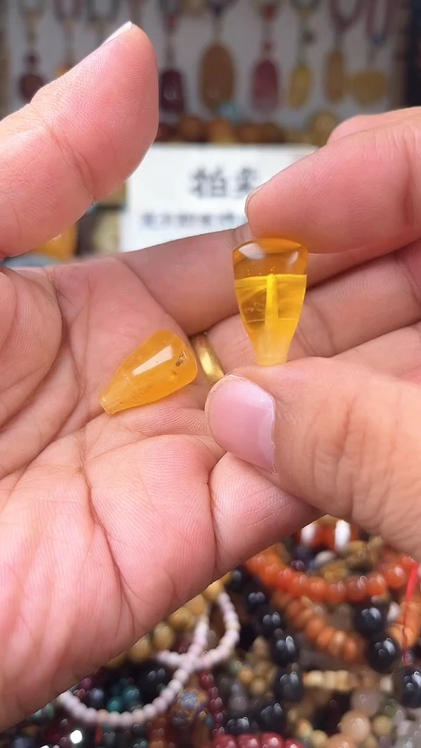 裸石琥珀未镶嵌多样性发货只发一件169331