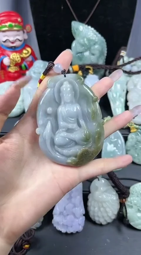 翡翠未镶嵌颈饰阿弥陀佛