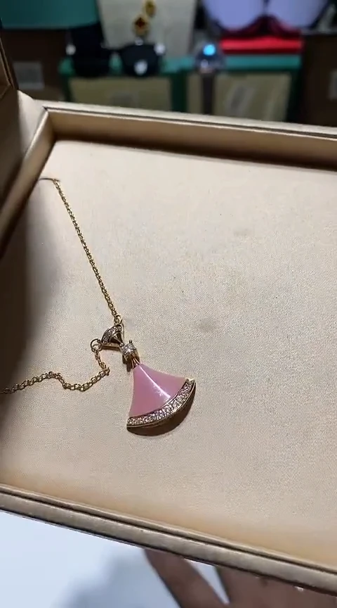 瓷片生活的本意就是开心@@1