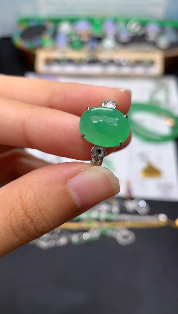 翡翠18K金镶嵌颈饰模式推广期48小时鉴赏期