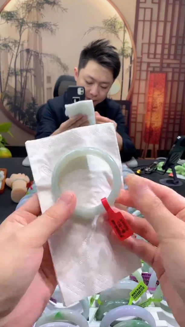 未镶嵌手镯翡翠0000087582