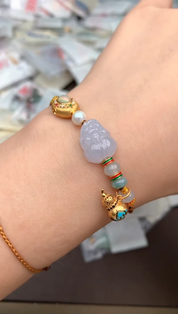 未镶嵌挂件翡翠小**头一