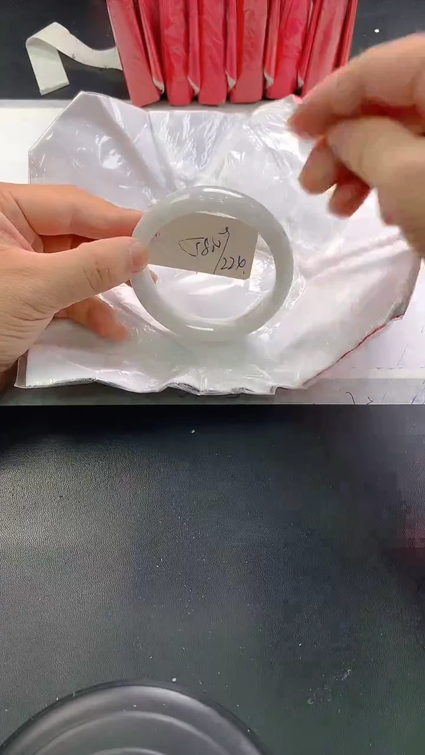 未镶嵌手镯翡翠224