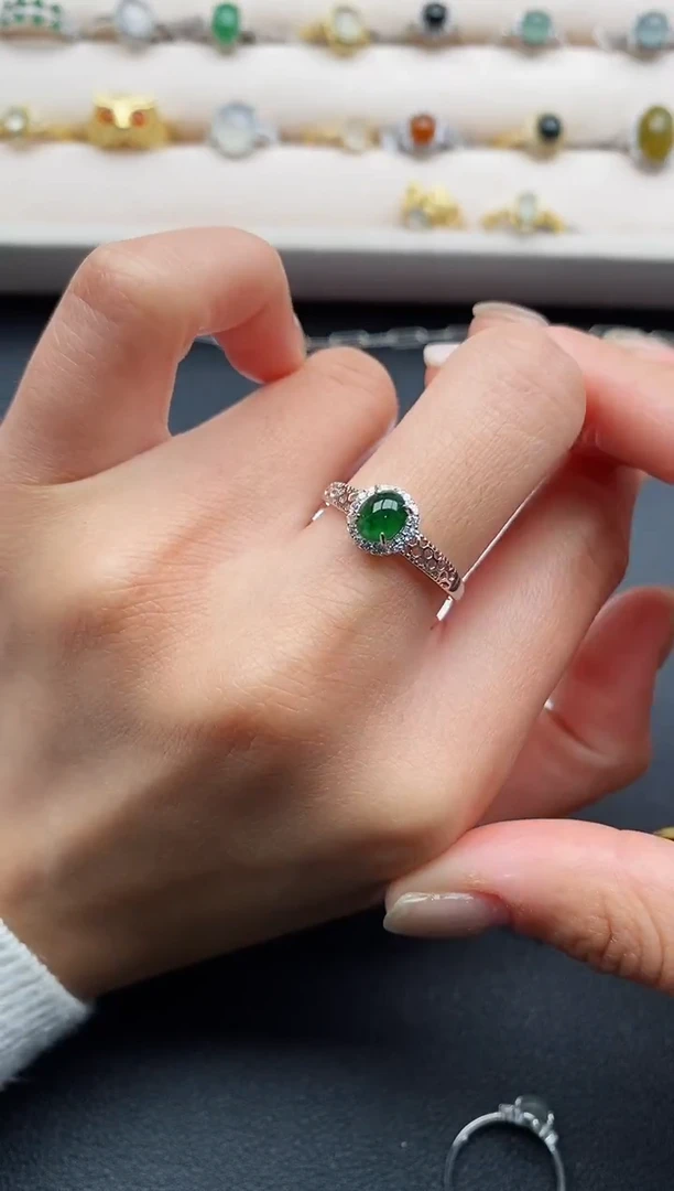 银S925镶嵌戒指翡翠6666666+5