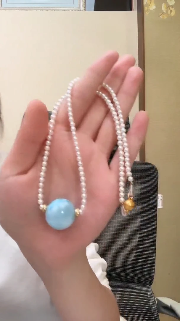 未镶嵌针钠钙石（海纹石）颈饰吊坠