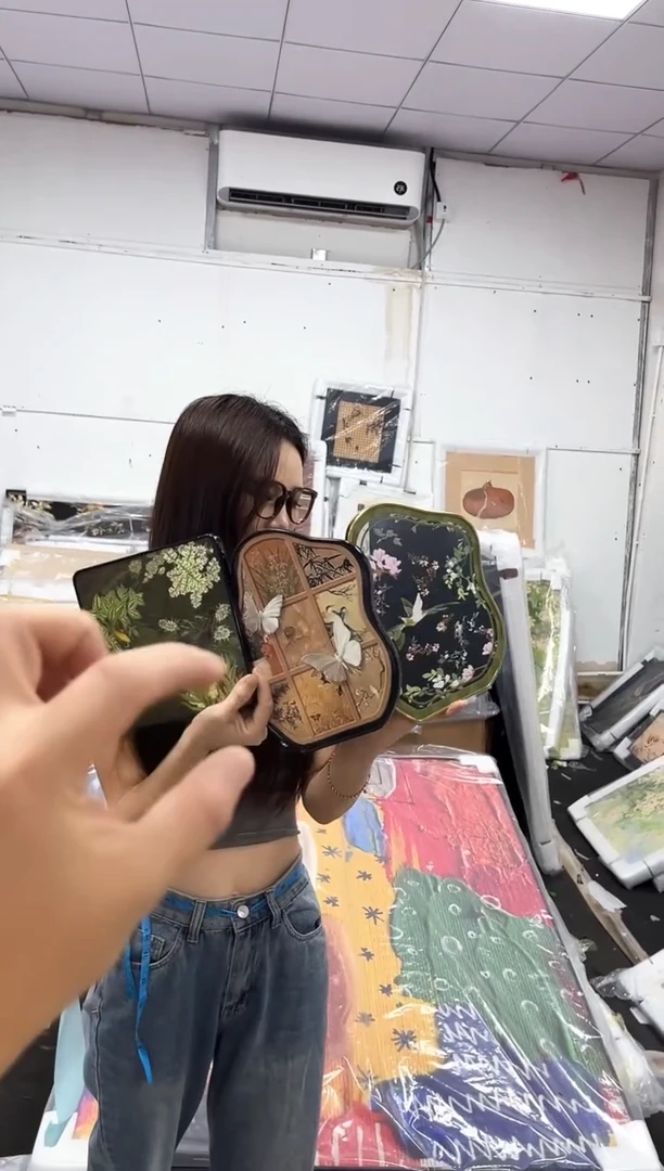 竖款彼****在仓库清货  默认瑕疵