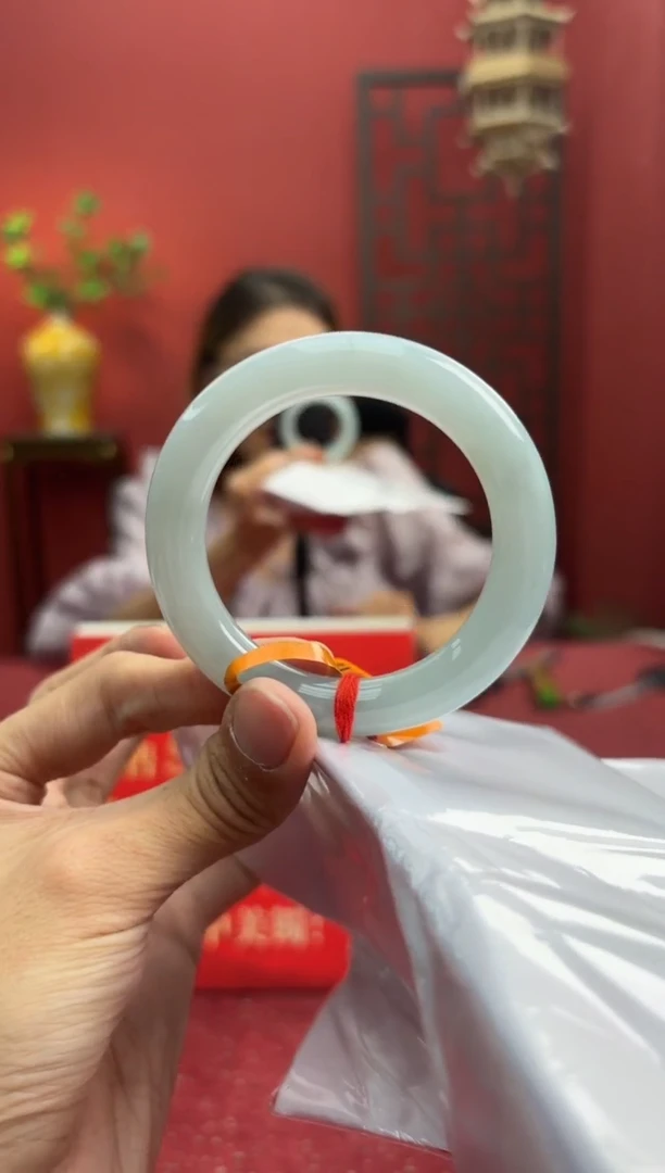 未镶嵌手镯翡翠翡翠手镯