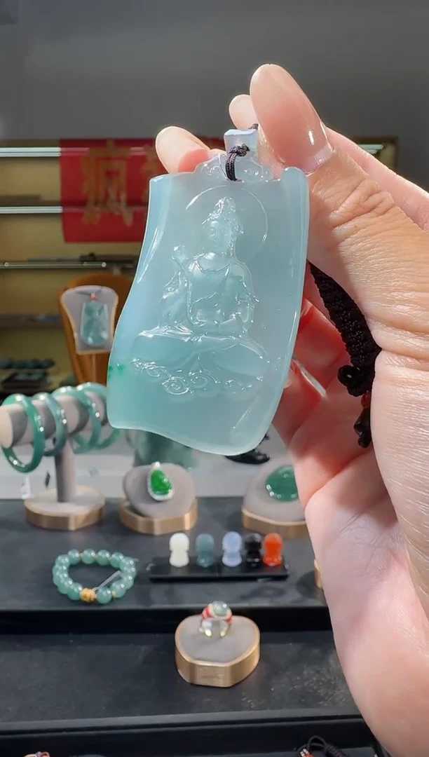 翡翠未镶嵌吊坠(不含链)观音