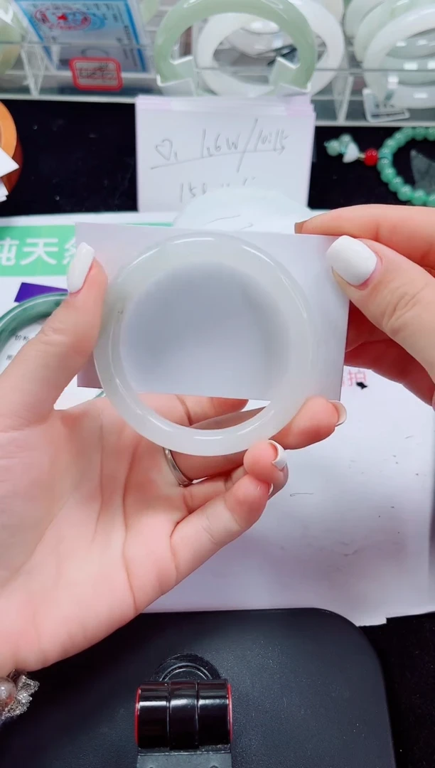 未镶嵌手镯石英质玉232-53/54