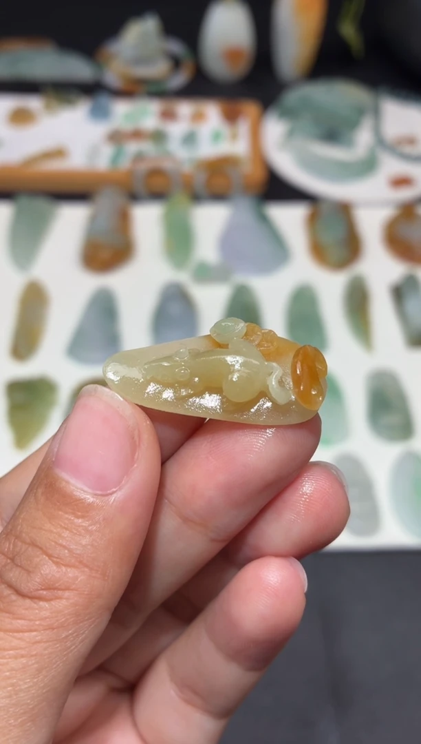 未镶嵌定制翡翠鼠来宝