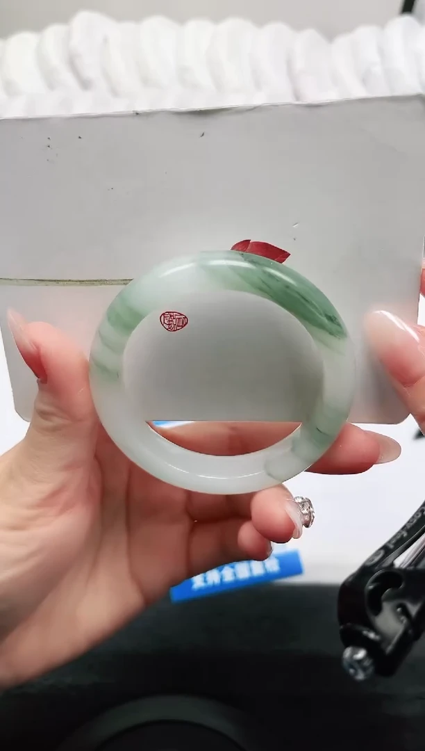 【闪购商品】石英质玉手镯未镶嵌34-54